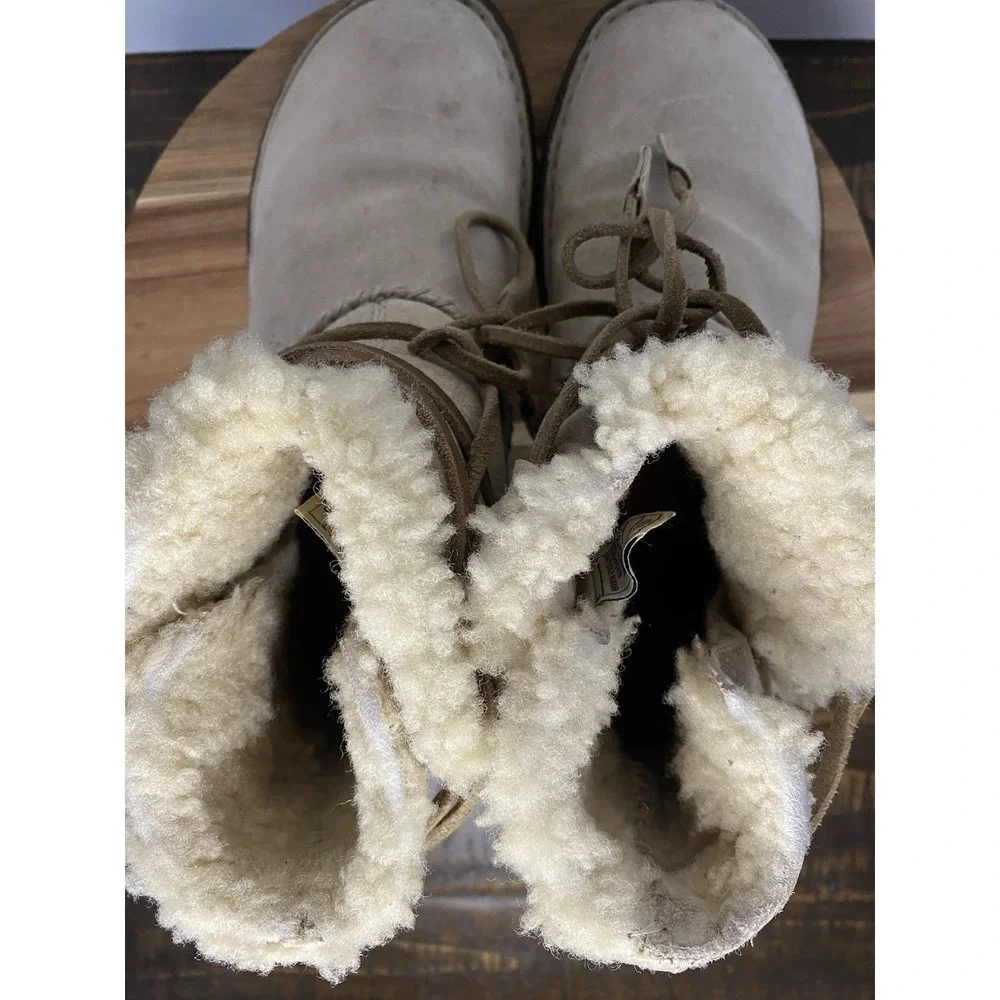 UGG woman size